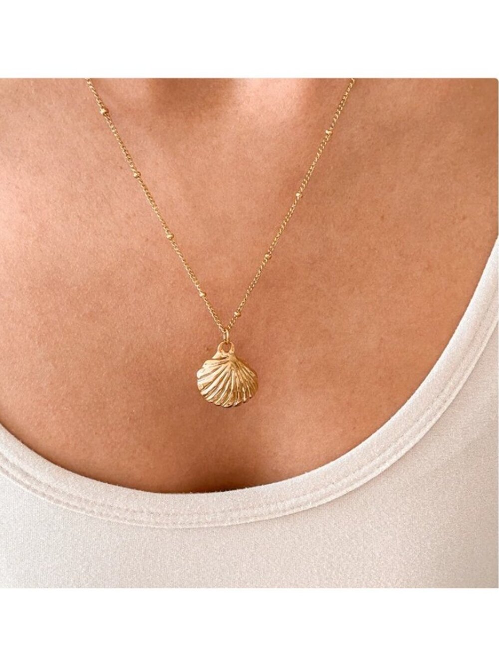 Gold Shell Pendant Necklace Waterproof Beach Ocean Jewelry Pretty Gold Necklace